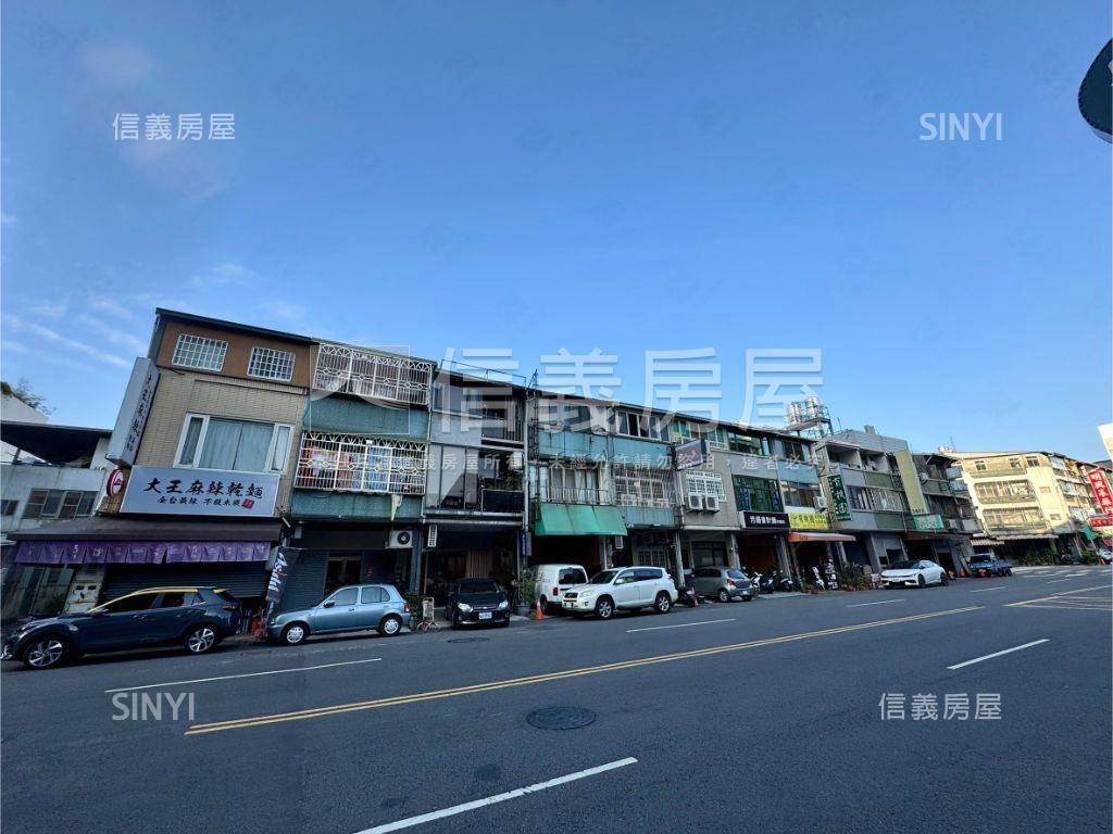 五權五街黃金角間透店房屋室內格局與周邊環境
