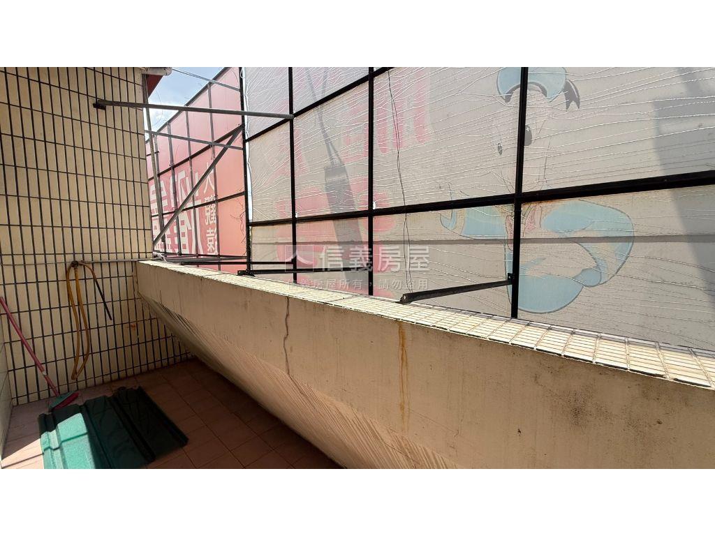 宜昌路吃市店面！！房屋室內格局與周邊環境