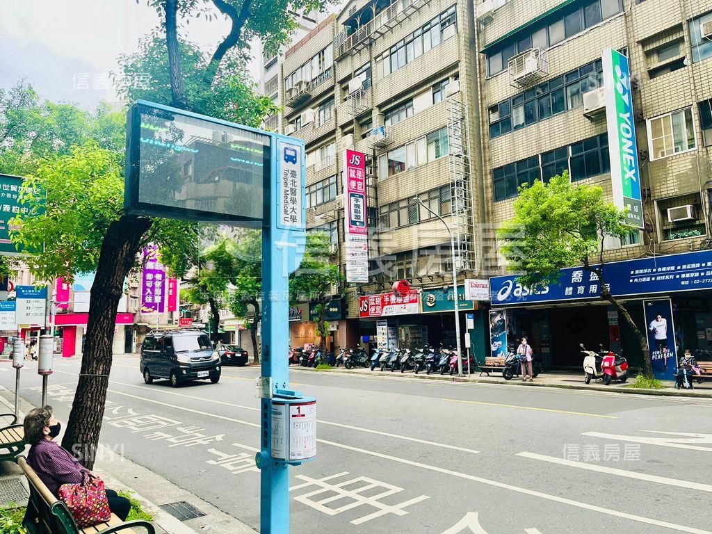 正莊敬路公車站牌金店房屋室內格局與周邊環境