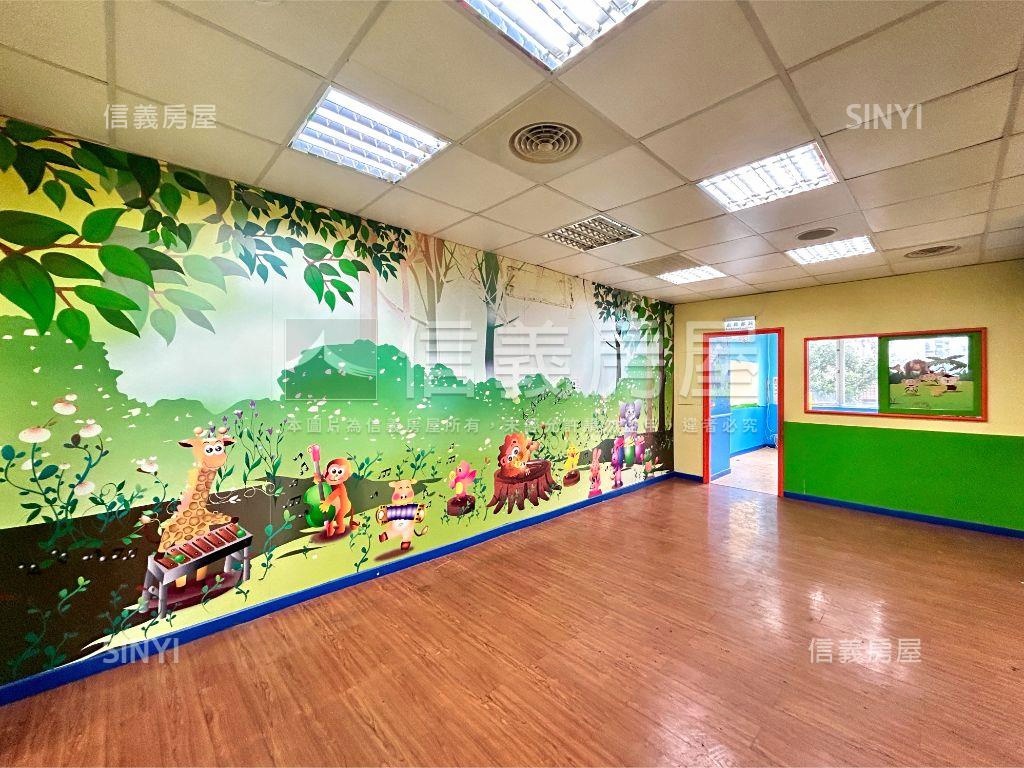 新生南路首排透天房屋室內格局與周邊環境