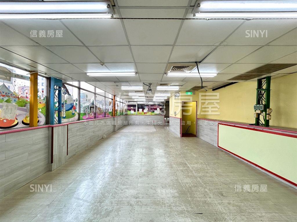 新生南路首排透天房屋室內格局與周邊環境