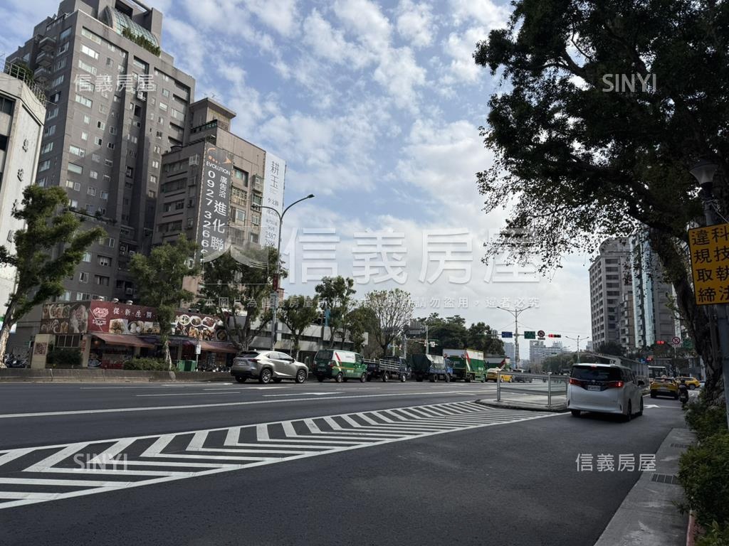 新生南路首排透天房屋室內格局與周邊環境