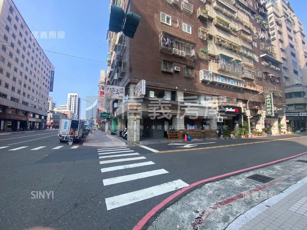 和平一路角窗大店面房屋室內格局與周邊環境