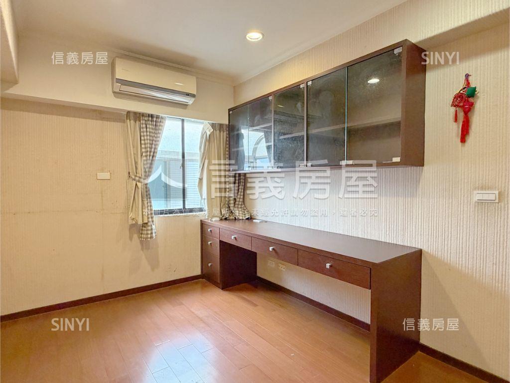 專任近新竹市區大三房平車房屋室內格局與周邊環境