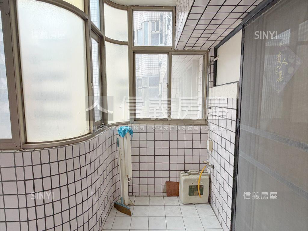 專任近新竹市區大三房平車房屋室內格局與周邊環境