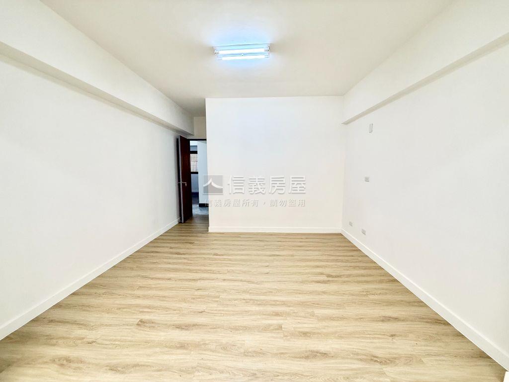 莊敬名人一巷居稀有釋出房屋室內格局與周邊環境