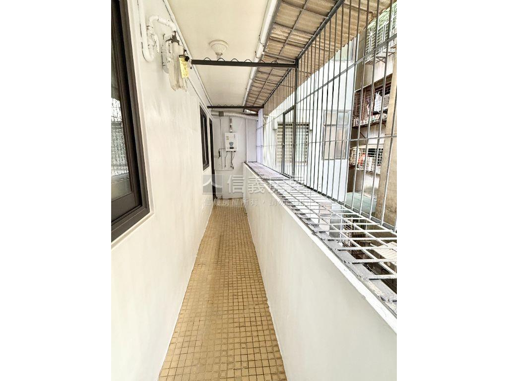莊敬名人一巷居稀有釋出房屋室內格局與周邊環境