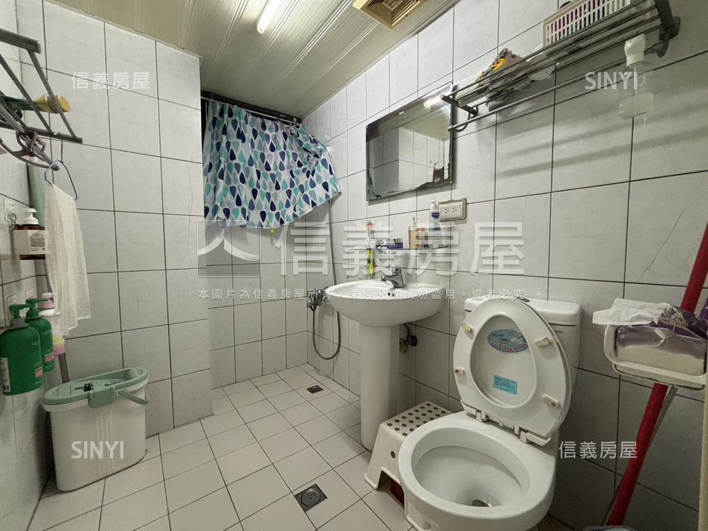 鶴之湖．高樓景觀邊間２房房屋室內格局與周邊環境