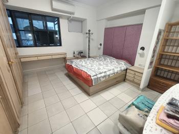 近捷運香檳大樓４房美宅