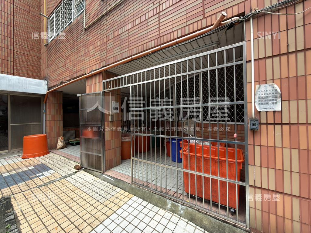 生活家三房車位房屋室內格局與周邊環境