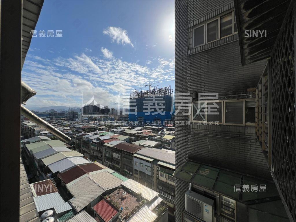 民生面東三面採光電梯三房房屋室內格局與周邊環境