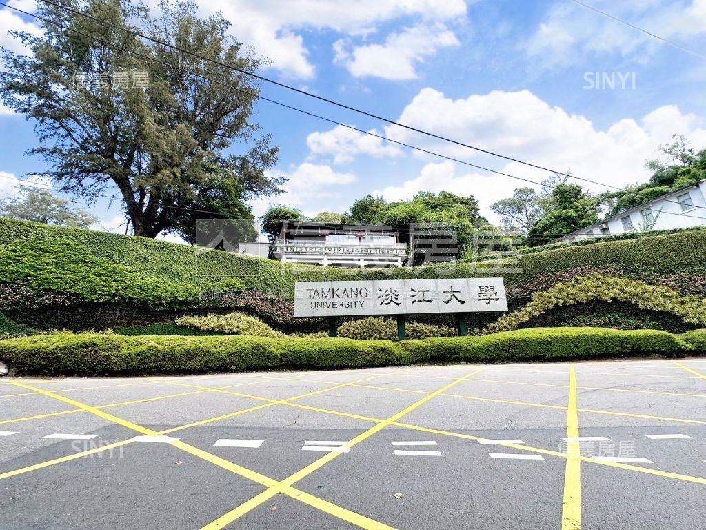大旭地２房車位成家就這間房屋室內格局與周邊環境
