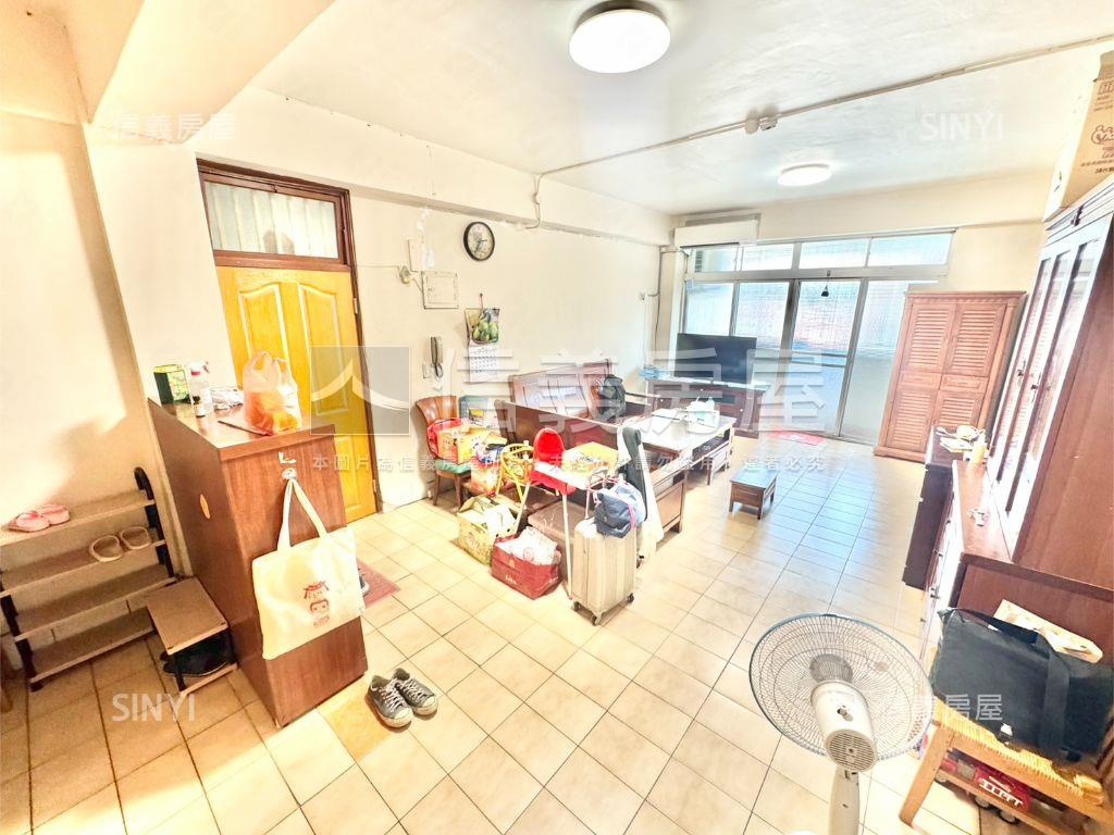 東區３樓美寓房屋室內格局與周邊環境