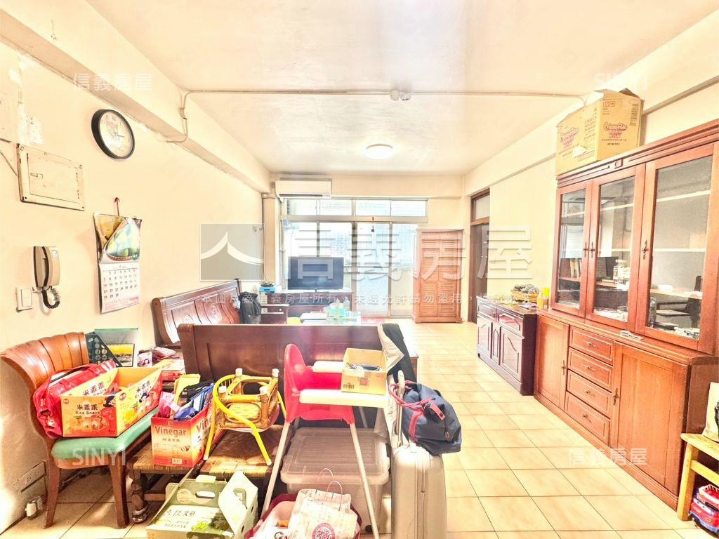 東區３樓美寓房屋室內格局與周邊環境