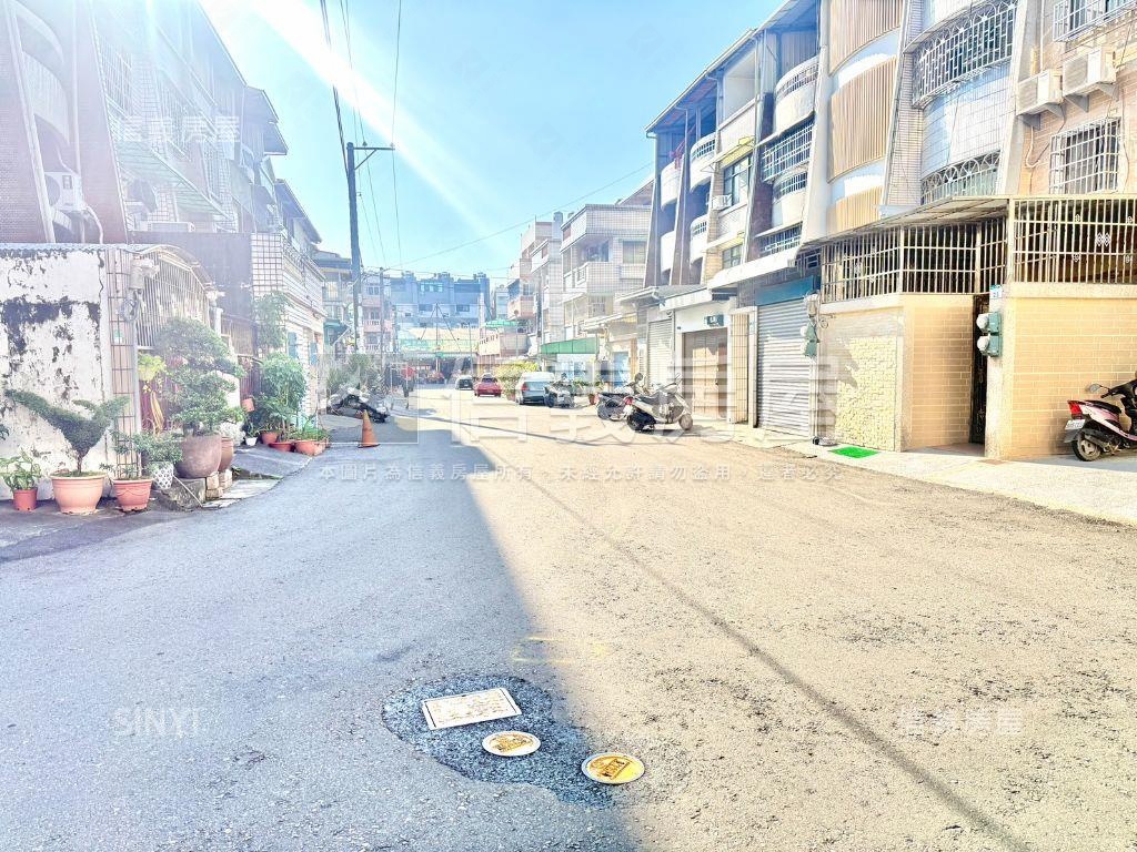 仁雄商圈臨路透天房屋室內格局與周邊環境