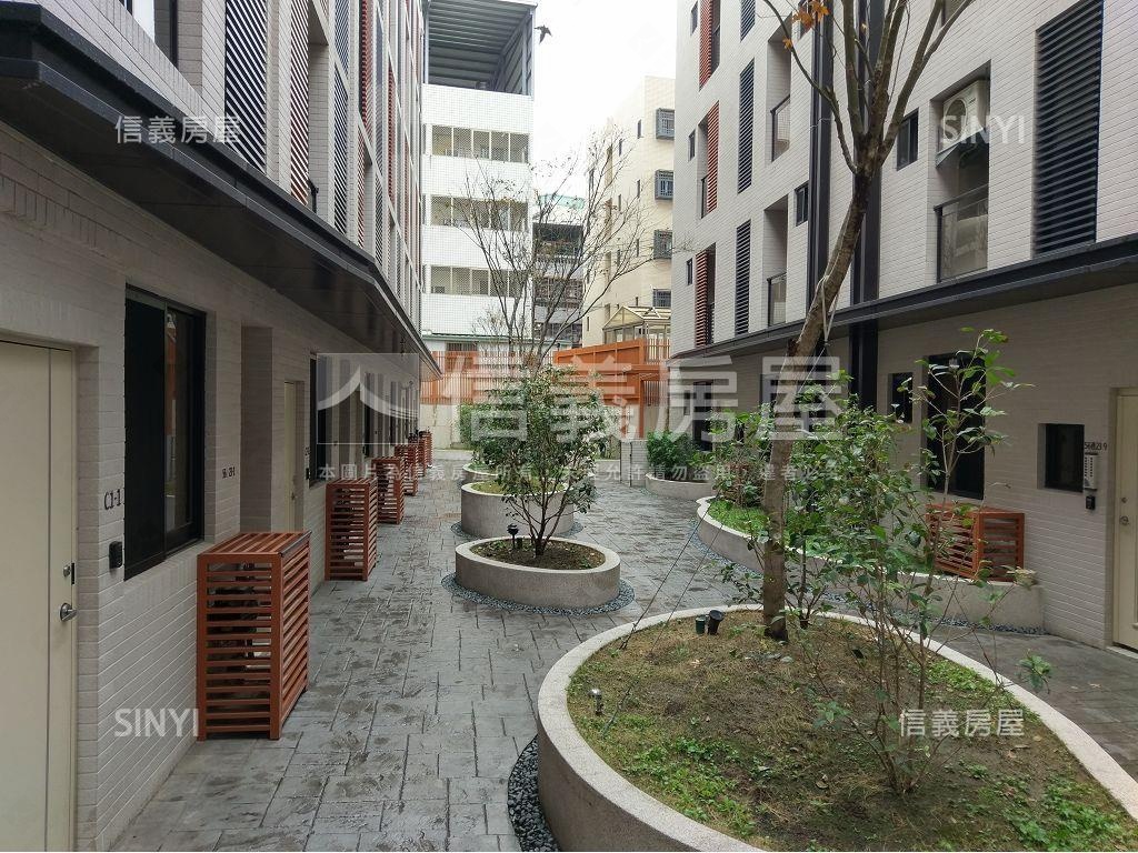 嶺東精銳ＡＣＥ整棟套房房屋室內格局與周邊環境