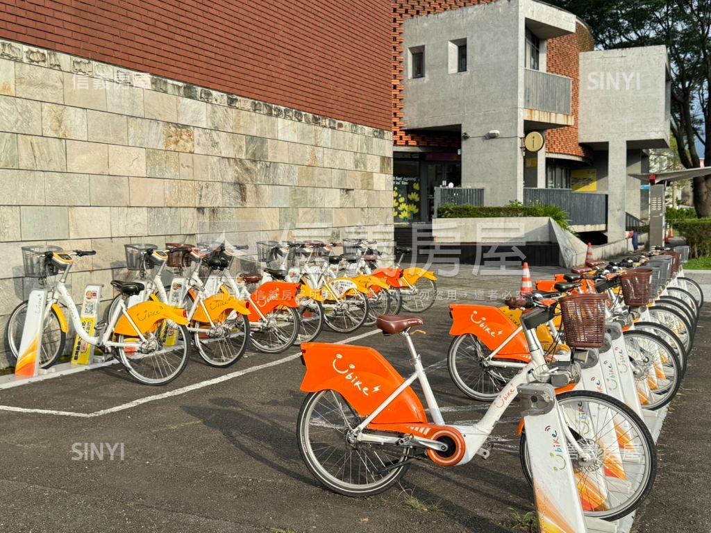 近客家文化館豪華大苑房屋室內格局與周邊環境