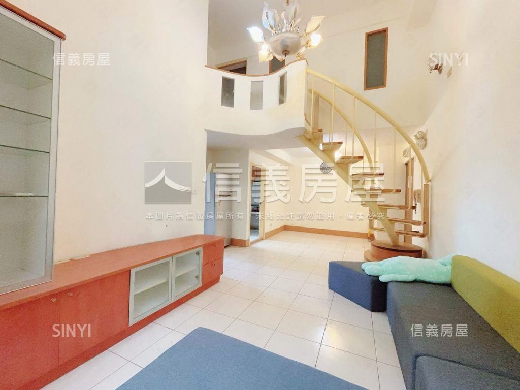 吉品明亮大空間附車位房屋室內格局與周邊環境