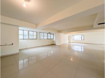 專任主建物３９坪華廈