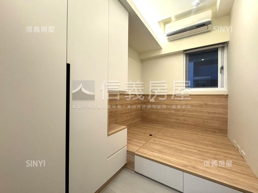 新板巨星～頂裝景觀兩房房屋室內格局與周邊環境