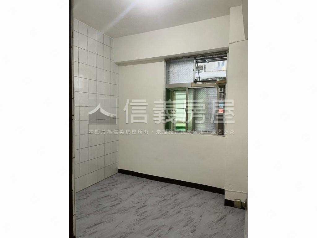 容石園一樓華廈房屋室內格局與周邊環境
