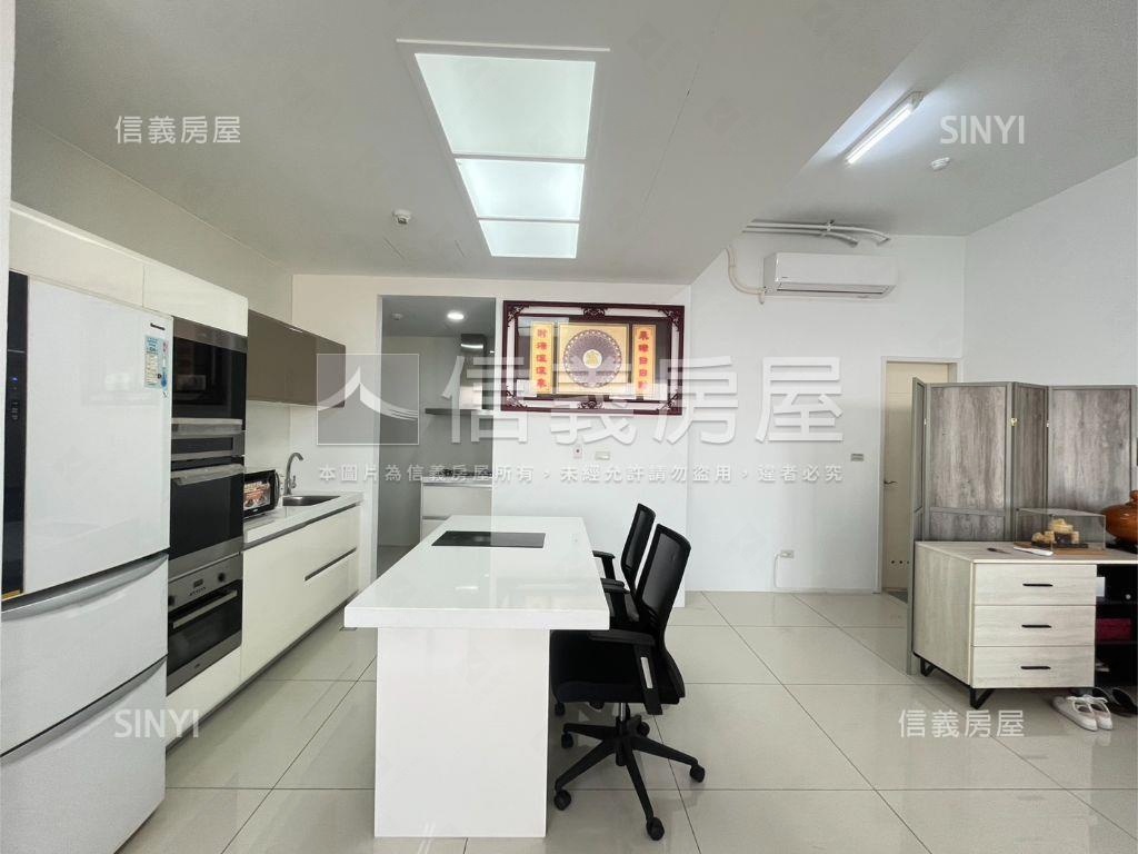 稀有昇公館大空間三房車位房屋室內格局與周邊環境