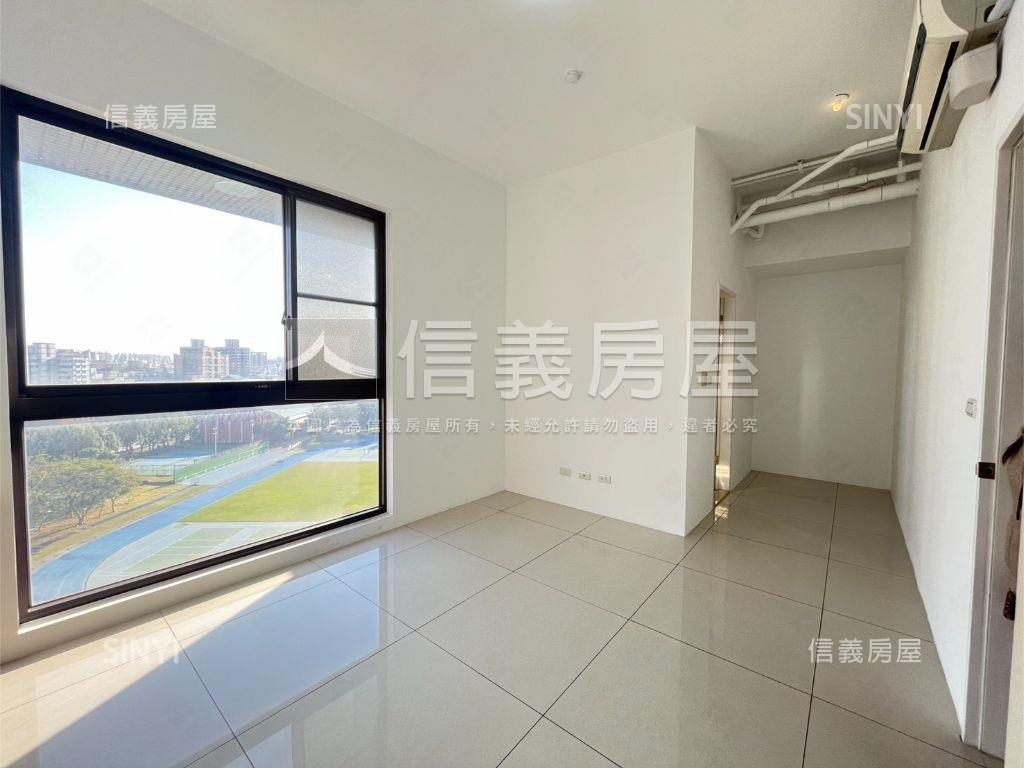 稀有昇公館大空間三房車位房屋室內格局與周邊環境