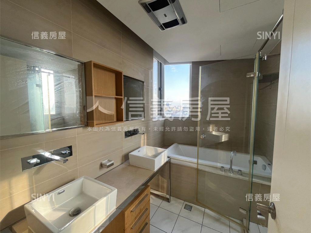 稀有昇公館大空間三房車位房屋室內格局與周邊環境