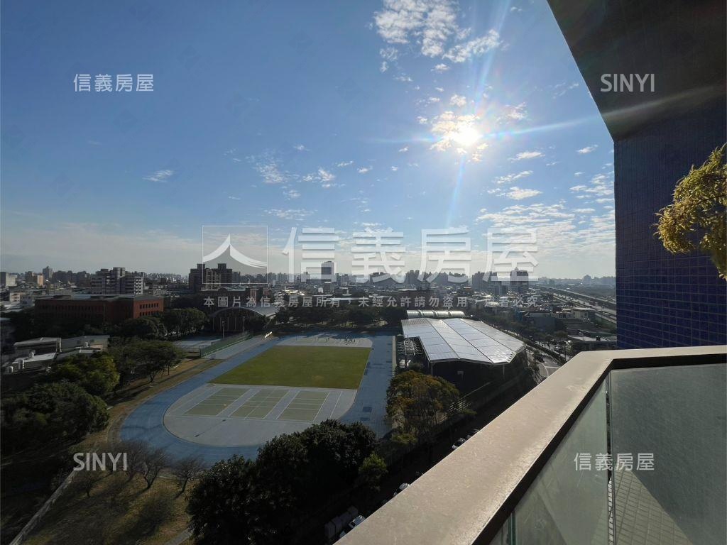 稀有昇公館大空間三房車位房屋室內格局與周邊環境