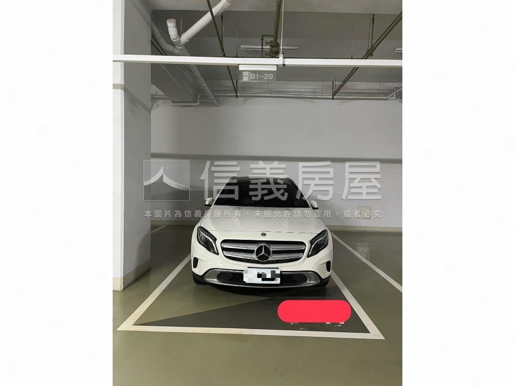 稀有昇公館大空間三房車位房屋室內格局與周邊環境