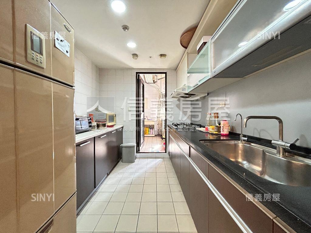 全友天池｜四房雙平車房屋室內格局與周邊環境