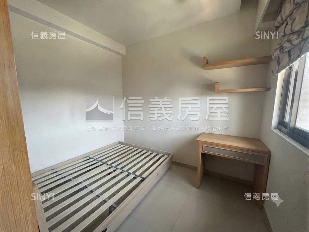 新站尊爵高樓豪景房屋室內格局與周邊環境