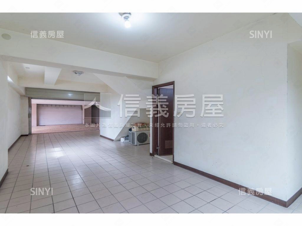 稀有西屯震後美墅獨立車庫房屋室內格局與周邊環境