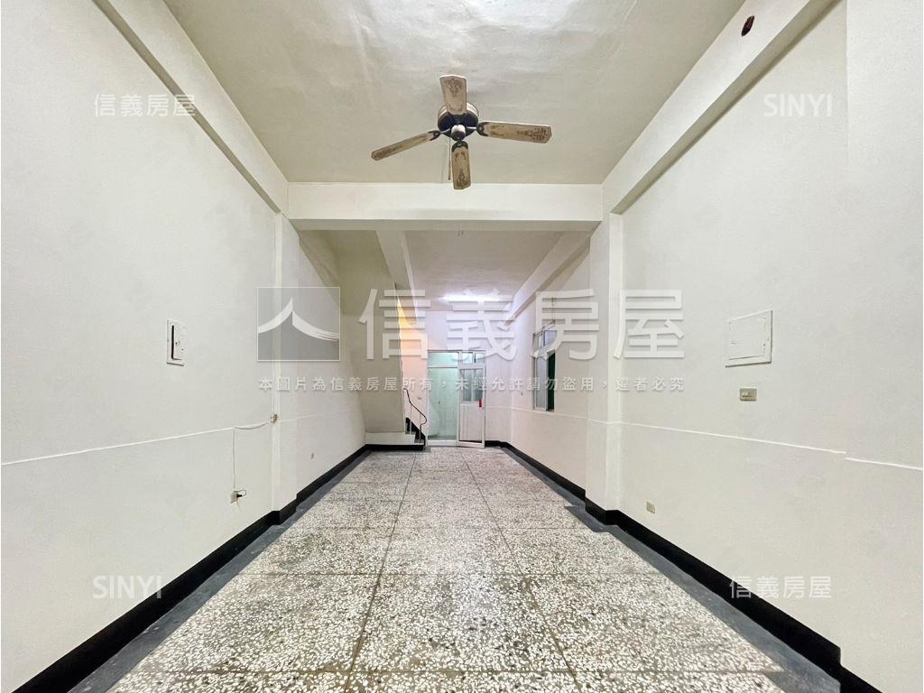 小港正路好入手一二樓店住房屋室內格局與周邊環境