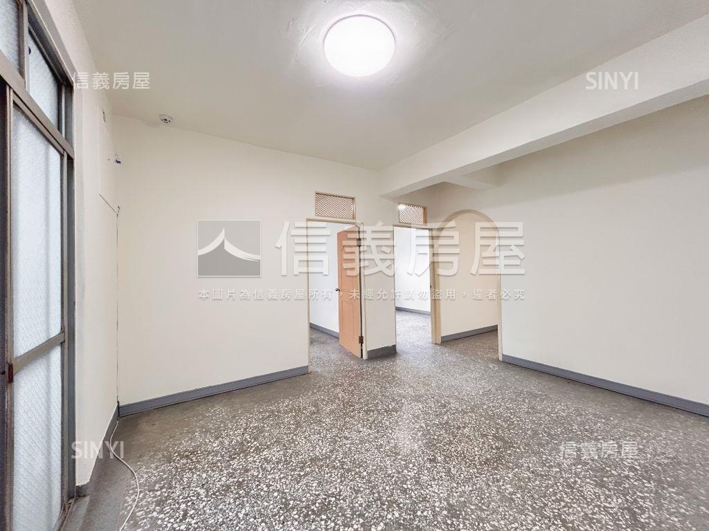 新莊路四樓房屋室內格局與周邊環境