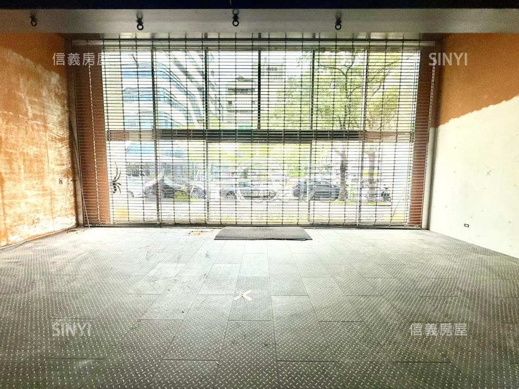 內湖科技１樓店辦房屋室內格局與周邊環境