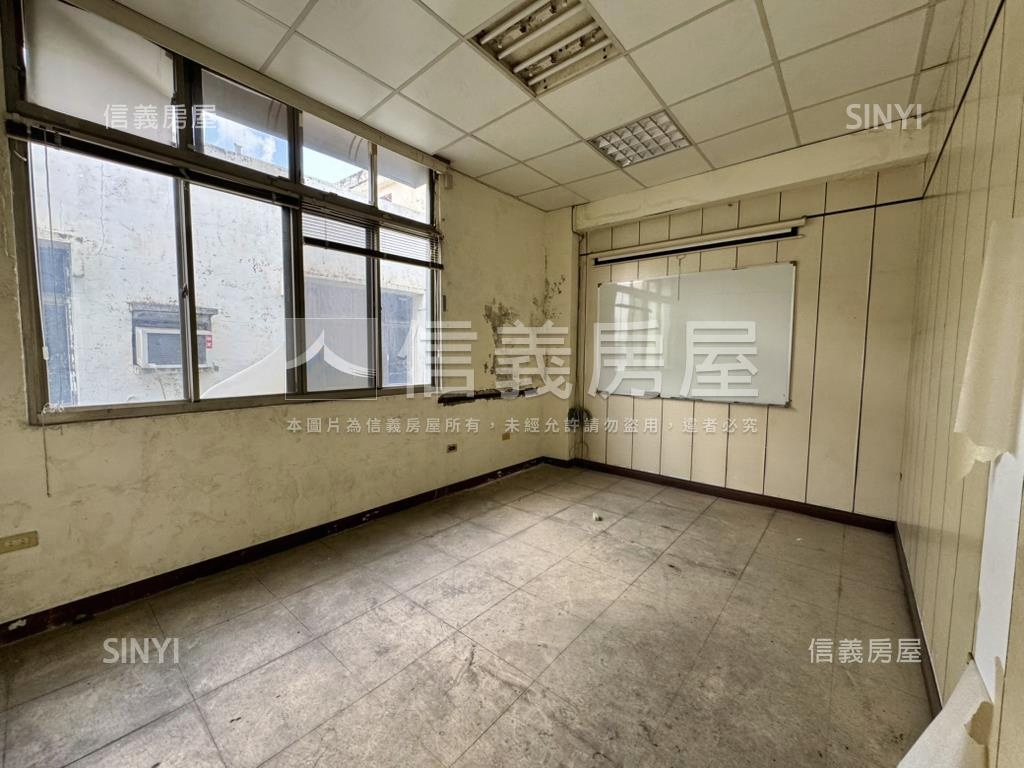 台南永康地約４４０坪廠房房屋室內格局與周邊環境
