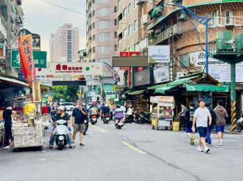 樂華夜市黃金三角窗店面