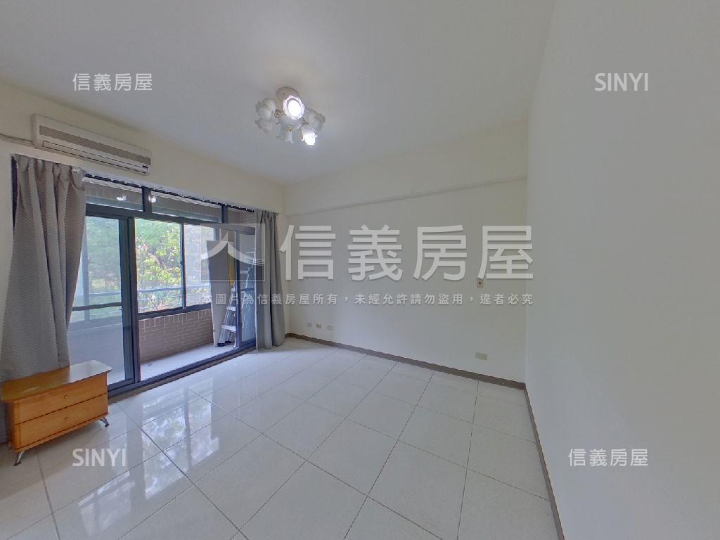 綠灣樹梢採光三房車位房屋室內格局與周邊環境