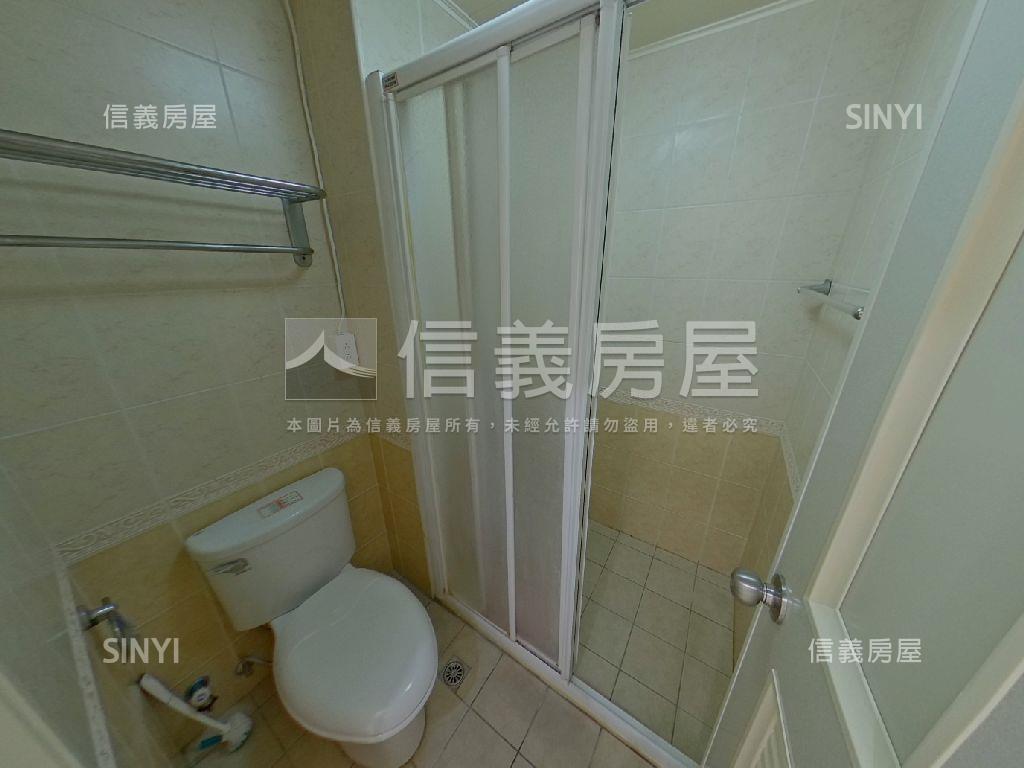 綠灣樹梢採光三房車位房屋室內格局與周邊環境