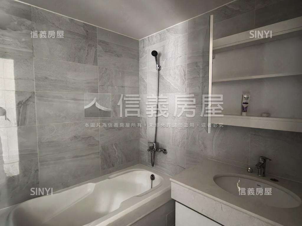 急售櫻花巨人四房雙平車房屋室內格局與周邊環境