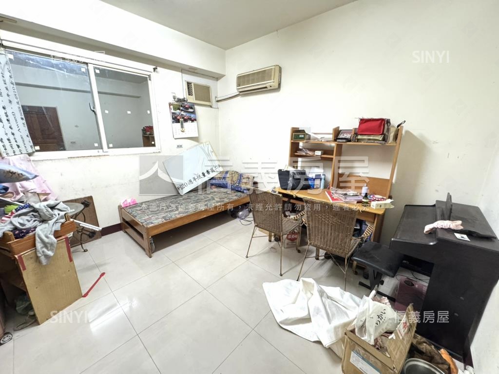 內新國小旁震後美別墅房屋室內格局與周邊環境