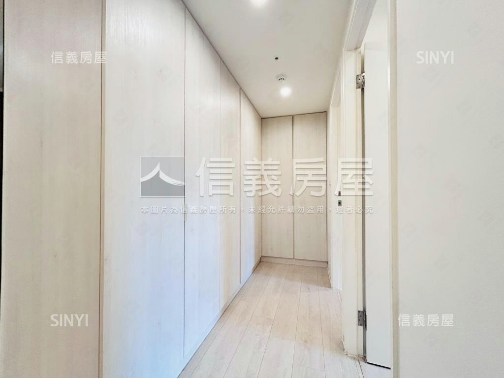 青埔高鐵特區璞園三房車位房屋室內格局與周邊環境