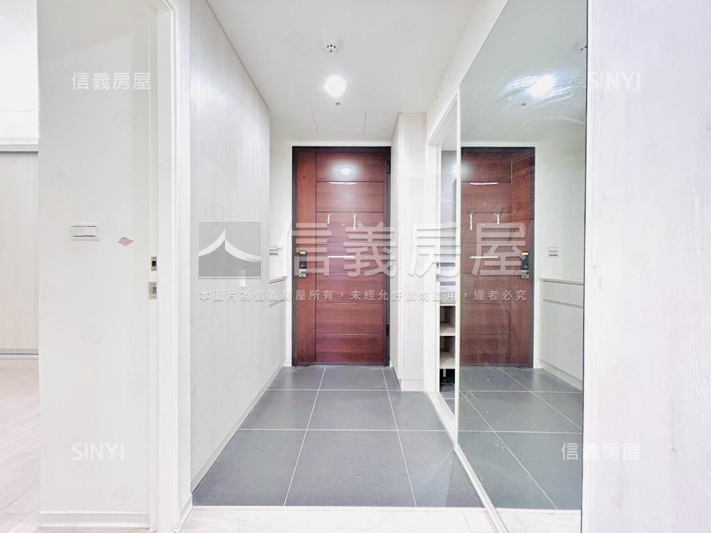 青埔高鐵特區璞園三房車位房屋室內格局與周邊環境