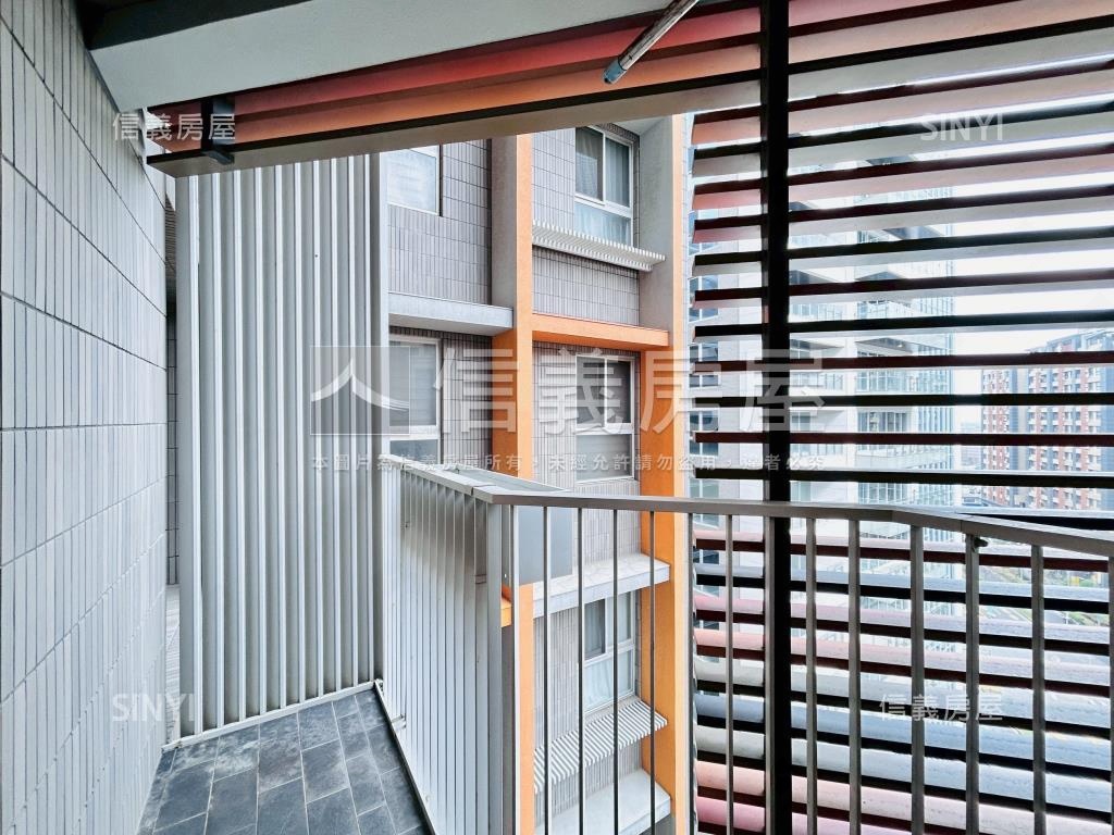 青埔高鐵特區璞園三房車位房屋室內格局與周邊環境