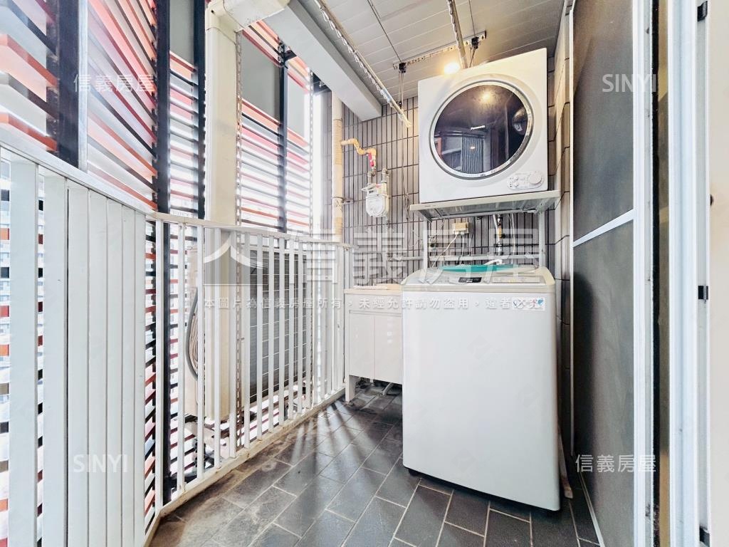 青埔高鐵特區璞園三房車位房屋室內格局與周邊環境