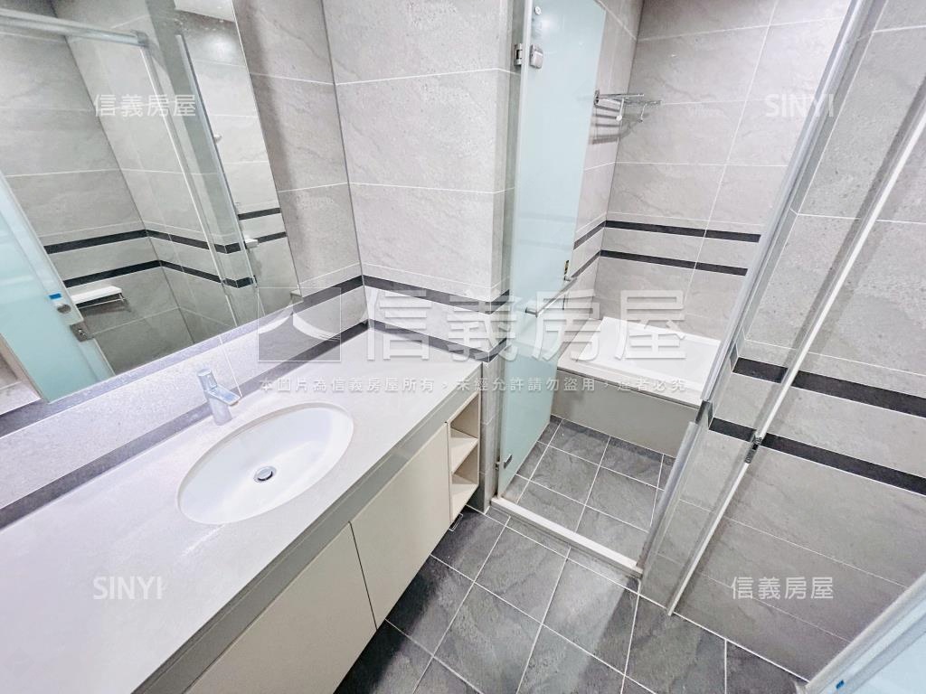 青埔高鐵特區璞園三房車位房屋室內格局與周邊環境