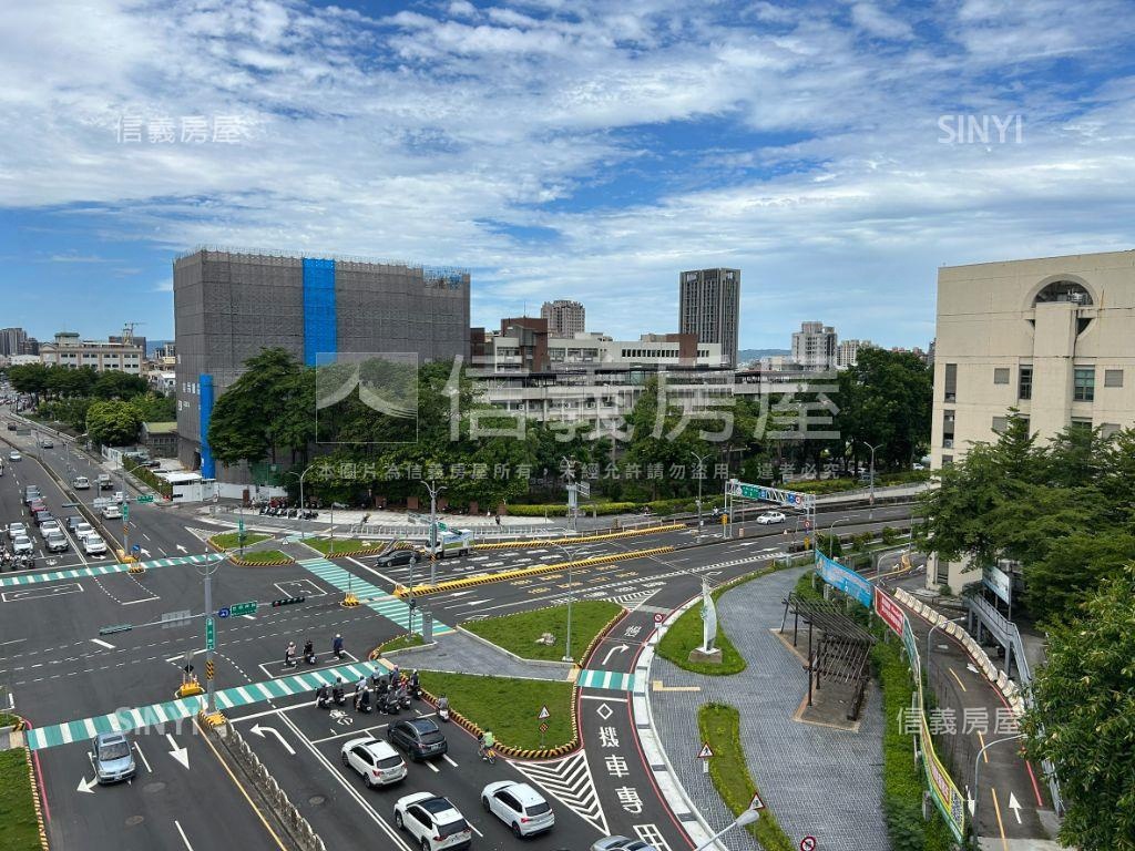 國光路電梯５樓有合法夾層房屋室內格局與周邊環境