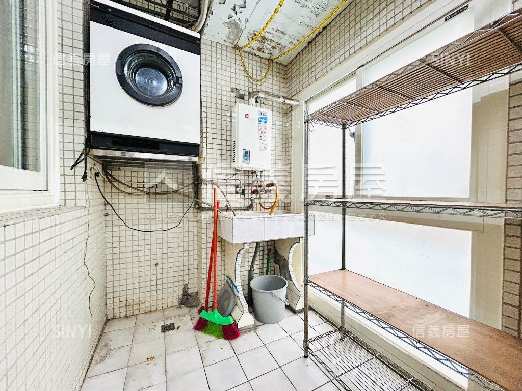 專任成家行政四樓３房房屋室內格局與周邊環境