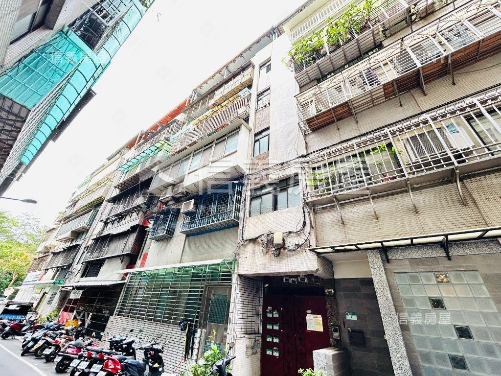 專任成家行政四樓３房房屋室內格局與周邊環境